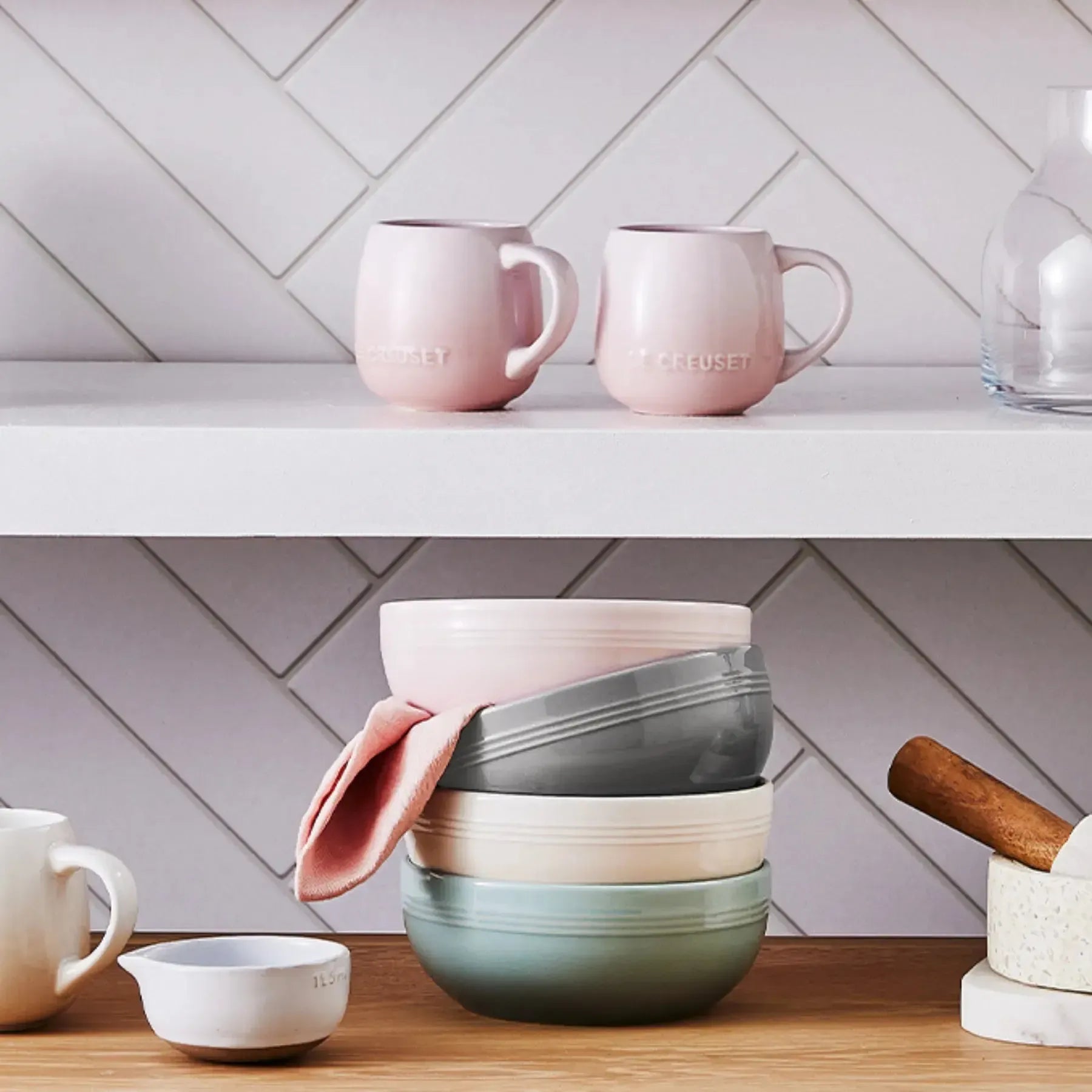 Caneca Cerâmica Sphere Shell Pink 320ml Le Creuset