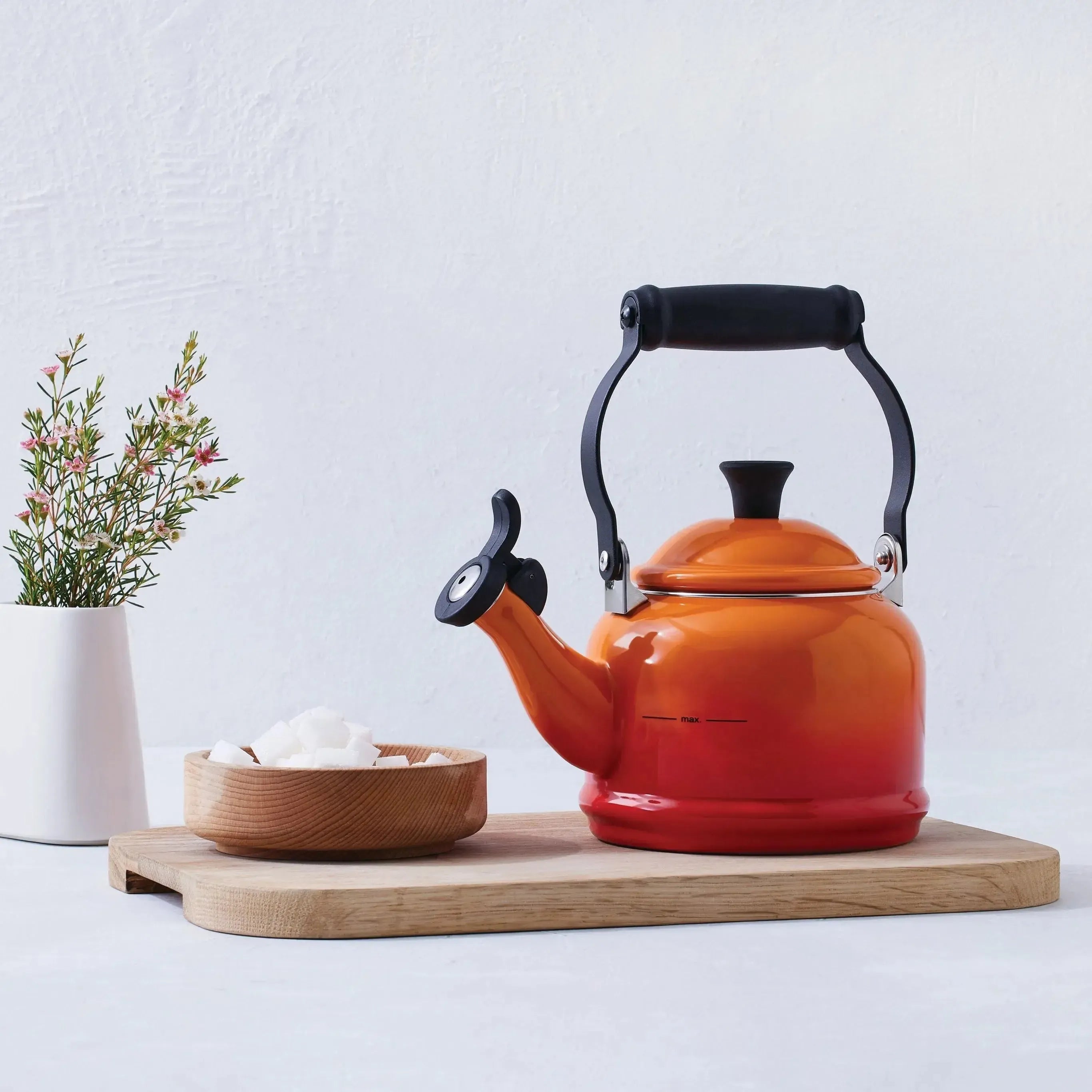 Chaleira Demi Aço Carbono Laranja 1,1L Le Creuset
