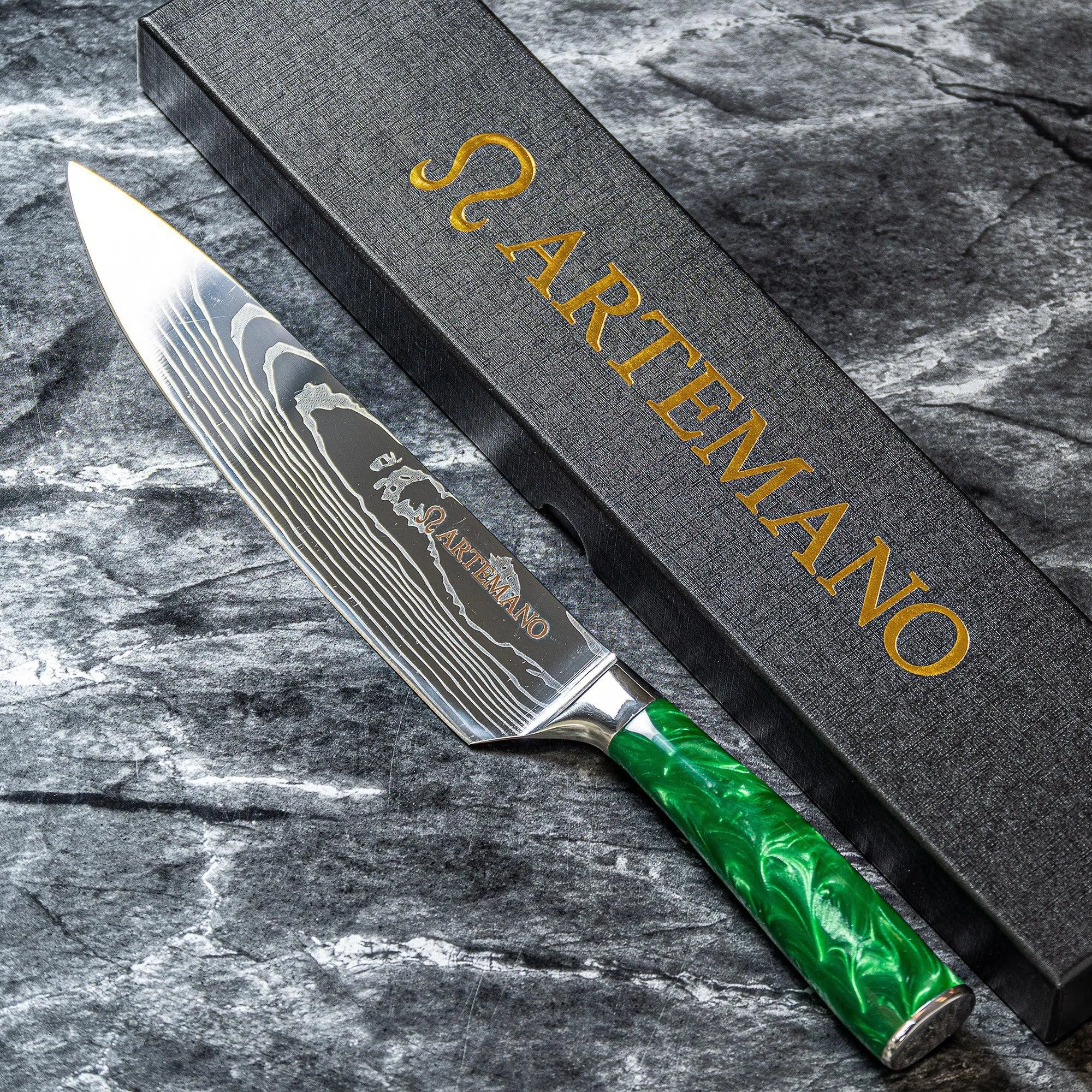 OUTLET: Faca do Chef Artemano 20cm com Acabamento em Aço Damasco e Cabo em Pakkawood Jungle