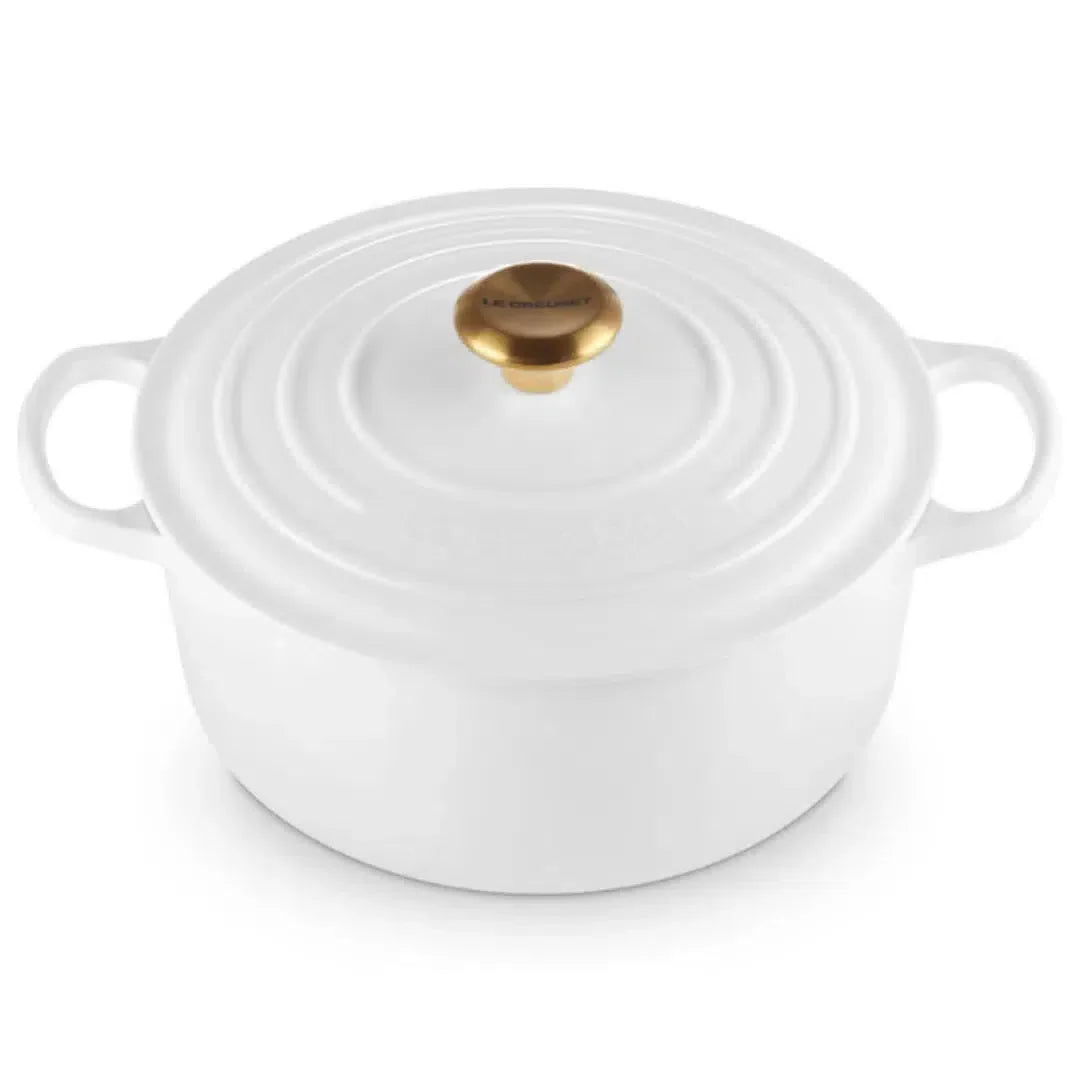 Panela Le Creuset Redonda Signature Branca com Pegador Dourado 6,7L 28cm