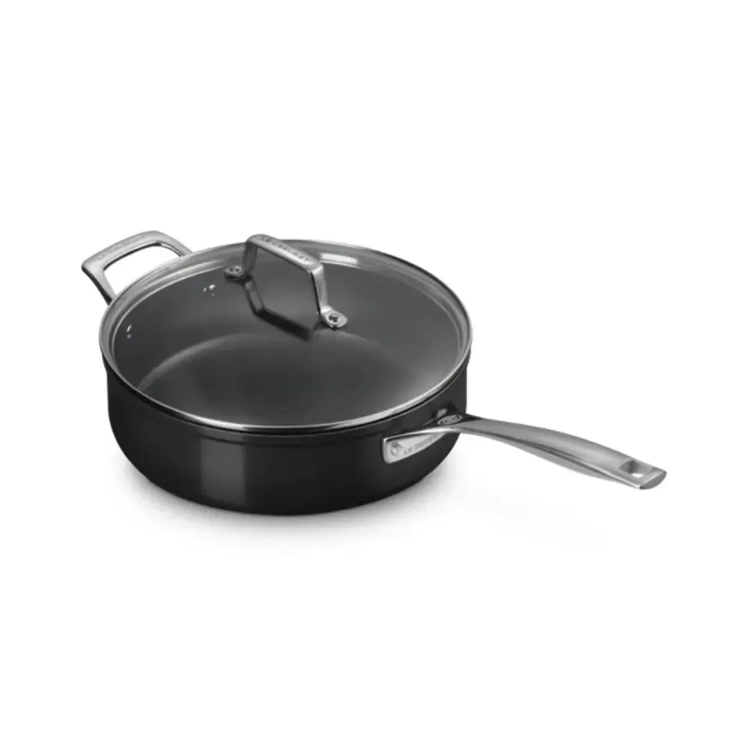 Panela Saute com Alça Antiaderente 26cm ENSC Le Creuset