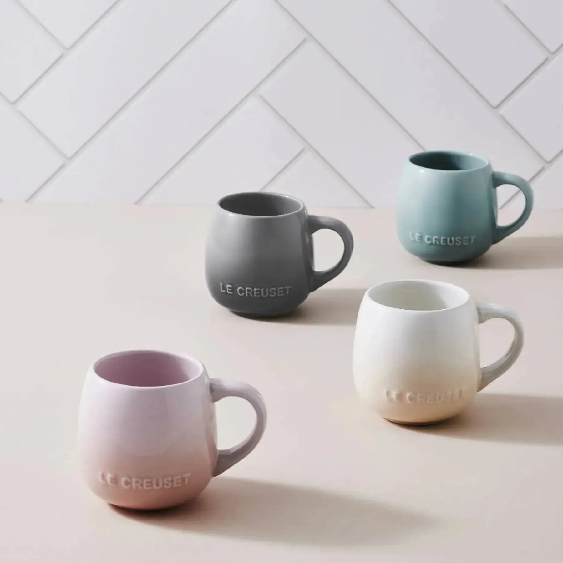 Caneca Cerâmica Sphere Shell Pink 320ml Le Creuset