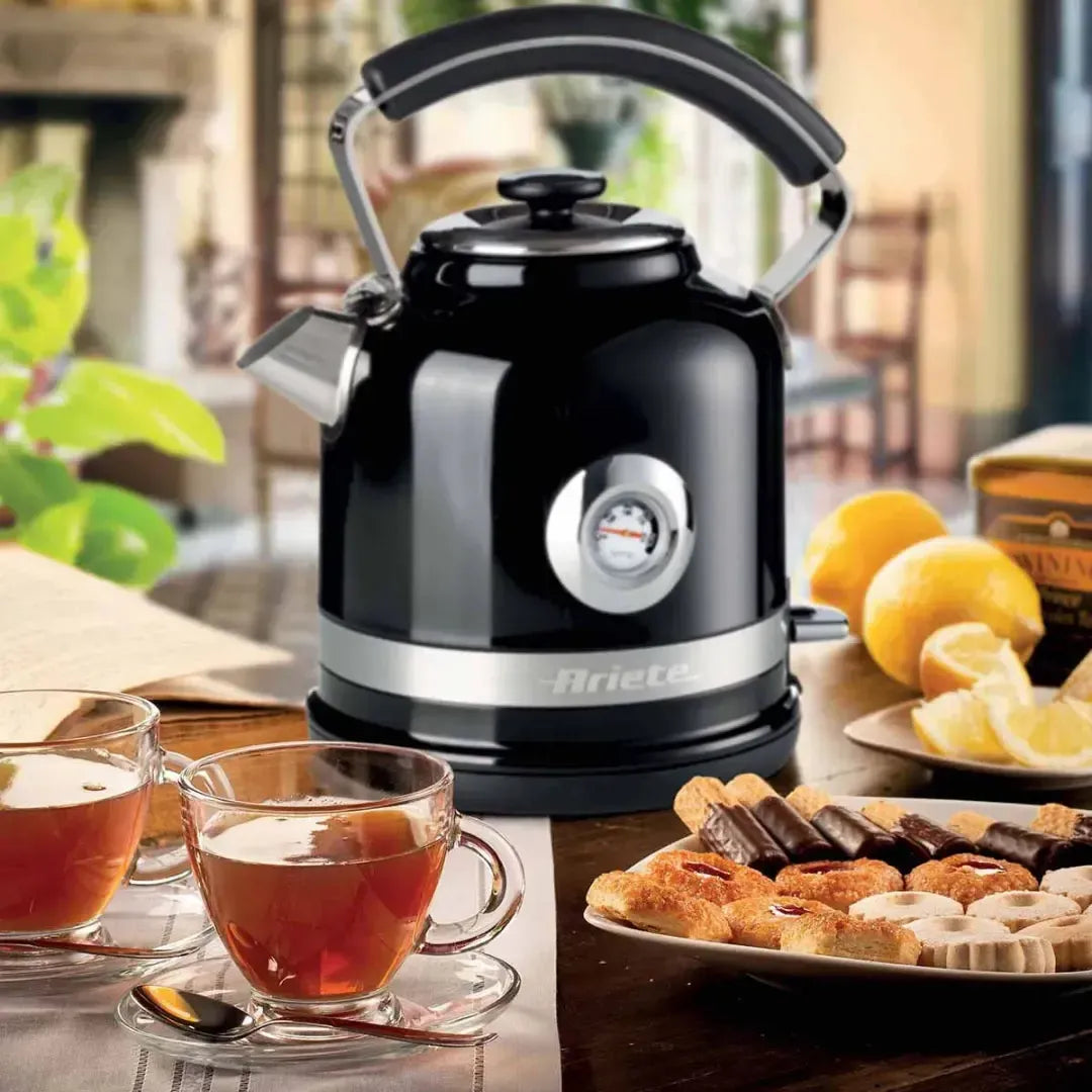 Chaleira Elétrica Moderna Preta 1,7L 360º 127V 1500W Ariete