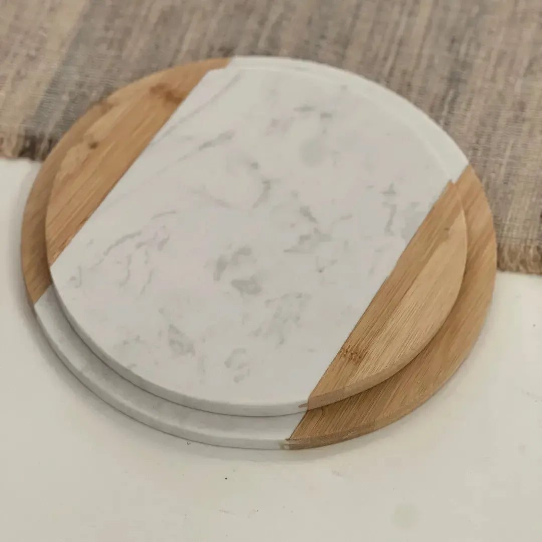 Conjunto 2 Tábuas Redondas para Aperitivos Madeira e Mármore Branco