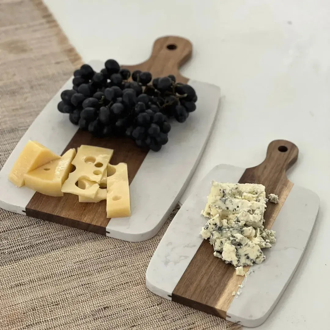 Conjunto 2 Tábuas para Aperitivos com Cabo para Servir Madeira e Mármore Branco